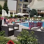 Garden Of Eden- м104 Reymar Appartement