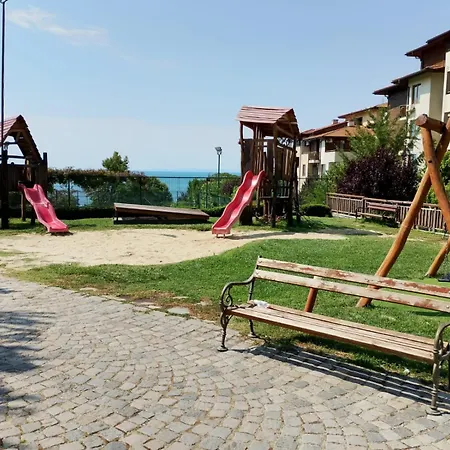 Apartment Garden Of Eden- Sweet Dreams Rey&mar Saint