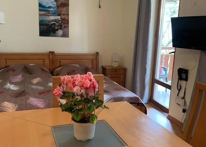 Garden Of Eden- Sweet Dreams Rey&mar Saint *