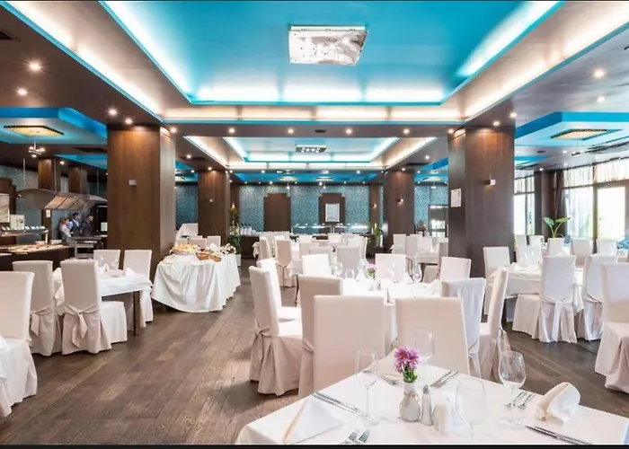 Апартаменти Garden Of Eden- Sweet Dreams Rey&mar Saint *