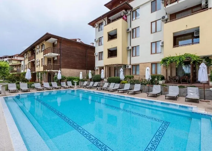 Апартаменти Garden Of Eden- Sweet Dreams Rey&mar Saint *