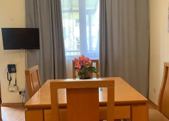 Garden Of Eden- Sweet Dreams Rey&mar Saint Апартаменти