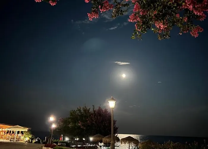 Garden Of Eden- Sweet Dreams Rey&mar Saint Апартаменти Светий Влас