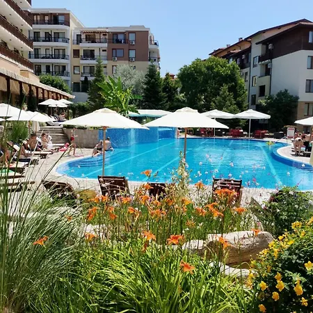 Garden Of Eden- м104 Reymar Apartmán