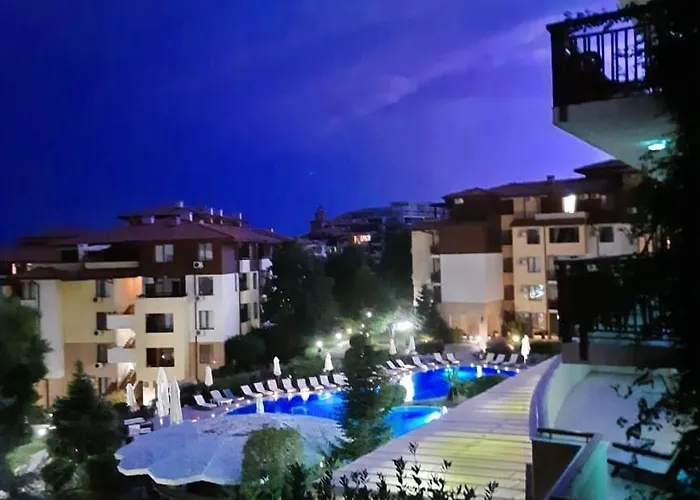 Garden Of Eden- Sweet Dreams Rey&mar Saint Lägenhet Sveti Vlas